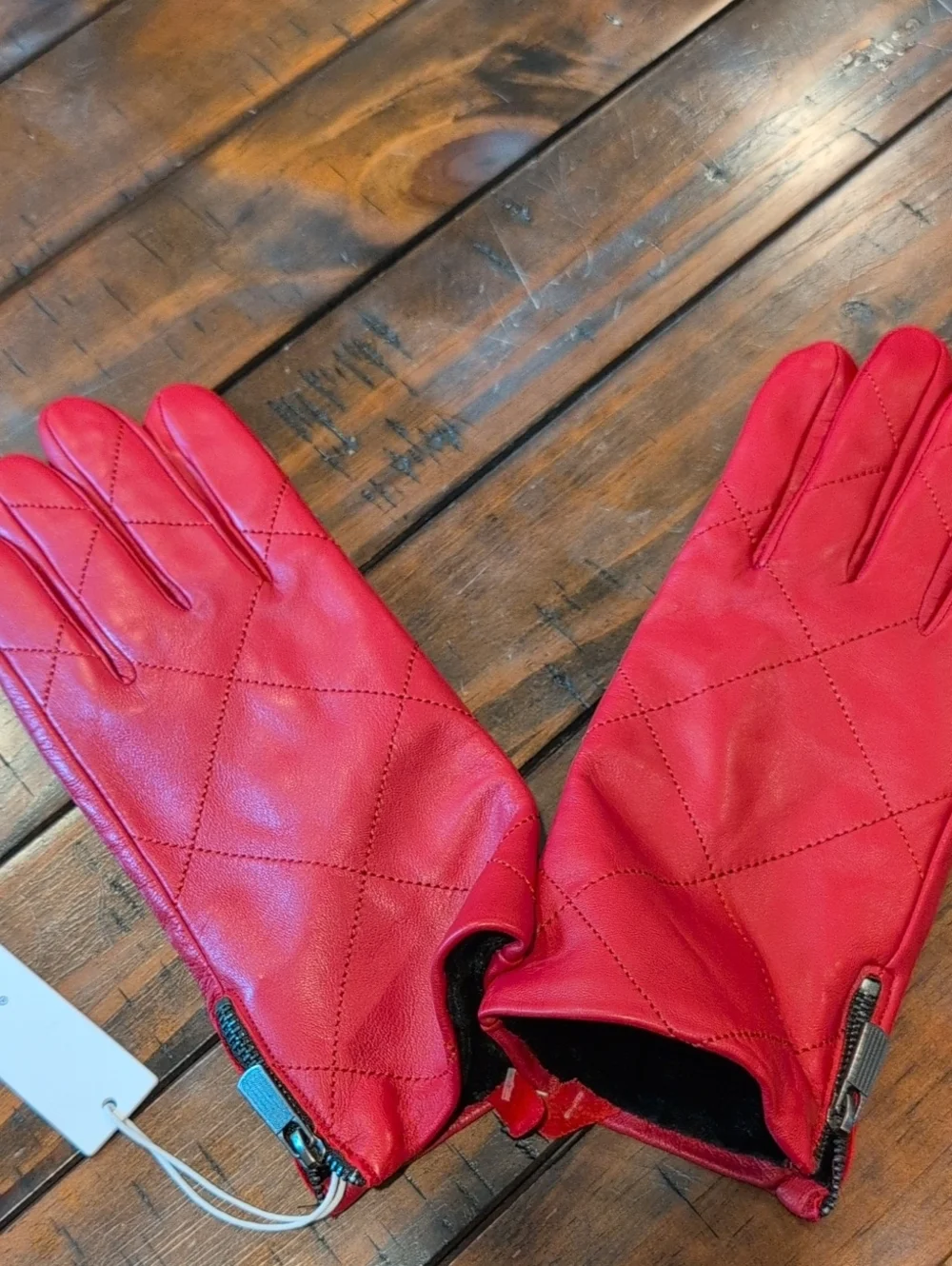 Chicos Box Stitch Leather Gloves NWT